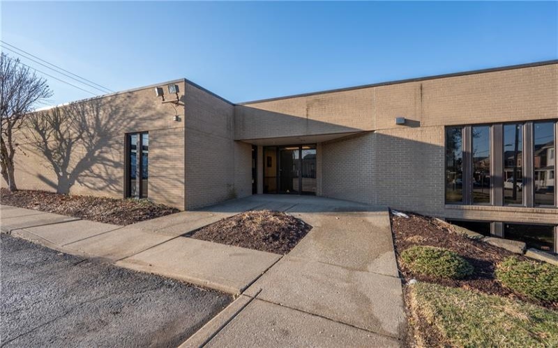 600 Ligonier St, Latrobe, 15650, ,Commercial-industrial-business,For Sale,Ligonier St,1743886