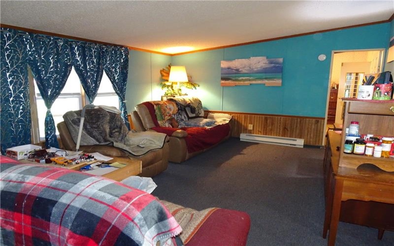 1283 New Stanton Ruffsdale Road, Ruffs Dale, 15679, 3 Bedrooms Bedrooms, 6 Rooms Rooms,2 BathroomsBathrooms,Residential,For Sale,New Stanton Ruffsdale Road,1746434