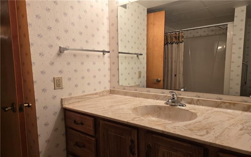 820 Beau St, Washington, 15301, 2 Bedrooms Bedrooms, 6 Rooms Rooms,2 BathroomsBathrooms,Residential,For Sale,Beau St,1729688
