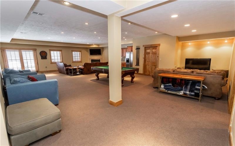 112 Southwind Drive, Champion, 15622, 4 Bedrooms Bedrooms, ,3.1 BathroomsBathrooms,Residential,For Sale,Southwind Drive,1738418
