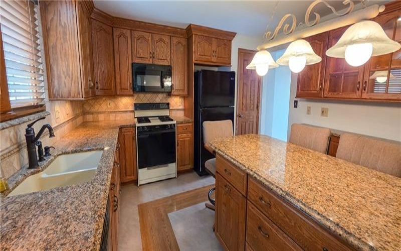 21 Stella Street, Burgettstown, 15021, 3 Bedrooms Bedrooms, 7 Rooms Rooms,2.1 BathroomsBathrooms,Residential,For Sale,Stella Street,1729730