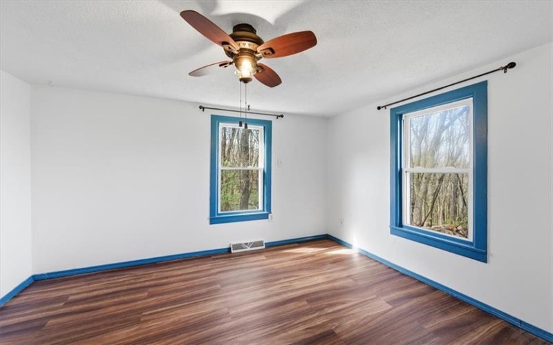 1135 Locust Ave, Washington, 15301, 2 Bedrooms Bedrooms, 5 Rooms Rooms,1.1 BathroomsBathrooms,Residential,For Sale,Locust Ave,1746471