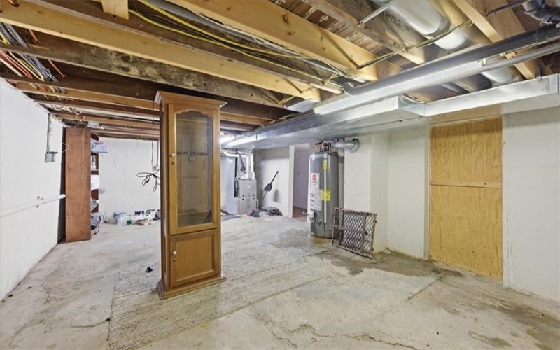 1135 Locust Ave, Washington, 15301, 2 Bedrooms Bedrooms, 5 Rooms Rooms,1.1 BathroomsBathrooms,Residential,For Sale,Locust Ave,1746471