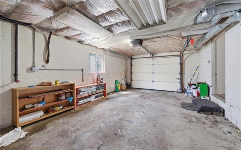1135 Locust Ave, Washington, 15301, 2 Bedrooms Bedrooms, 5 Rooms Rooms,1.1 BathroomsBathrooms,Residential,For Sale,Locust Ave,1746471