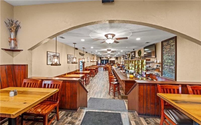 88 Main St, Washington, 15301, ,Commercial-industrial-business,For Sale,Main St,1734985