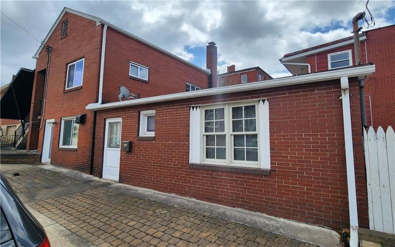 333 Brinton Ave, Trafford, 15085, ,Commercial-industrial-business,For Sale,Brinton Ave,1746504