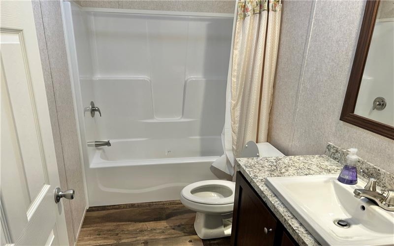 234 Laurie Lane, Washington, 15301, 2 Bedrooms Bedrooms, 5 Rooms Rooms,2 BathroomsBathrooms,Residential,For Sale,Laurie Lane,1729768