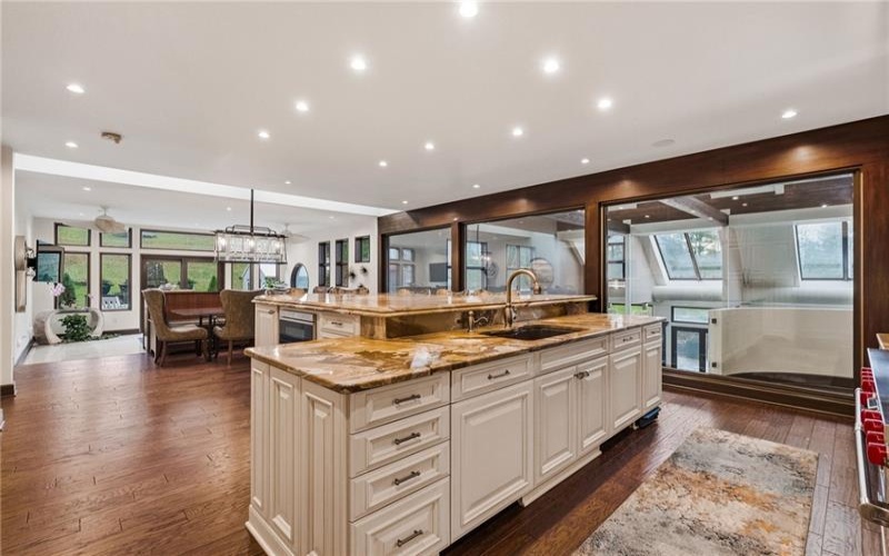 514 Justabout Road, Venetia, 15367, 6 Bedrooms Bedrooms, 14 Rooms Rooms,7.2 BathroomsBathrooms,Residential,For Sale,Justabout Road,1741287