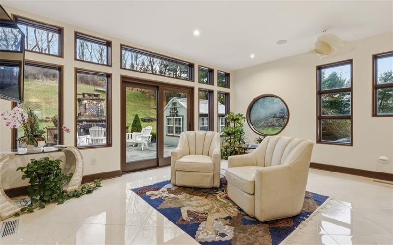 514 Justabout Road, Venetia, 15367, 6 Bedrooms Bedrooms, 14 Rooms Rooms,7.2 BathroomsBathrooms,Residential,For Sale,Justabout Road,1741287