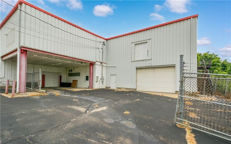 6027 National Pike, Brownsville, 15442, ,Commercial-industrial-business,For Sale,National Pike,1741301