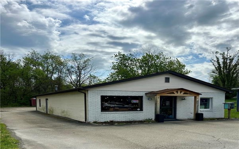 417 S Center Ave, New Stanton, 15672, ,Commercial-industrial-business,For Sale,S Center Ave,1738625