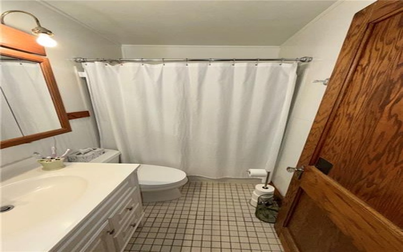 35 Beeson Blvd, Uniontown, 15401, 2 Bedrooms Bedrooms, ,1 BathroomBathrooms,Lease,For Rent,Beeson Blvd,1735050
