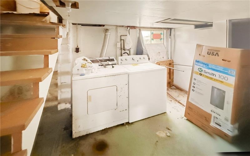 1513 Sycamore Ln, Mount Pleasant, 15666, 1 Bedroom Bedrooms, ,1 BathroomBathrooms,Residential,For Sale,Sycamore Ln,1741319