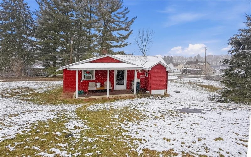 1513 Sycamore Ln, Mount Pleasant, 15666, 1 Bedroom Bedrooms, ,1 BathroomBathrooms,Residential,For Sale,Sycamore Ln,1741319