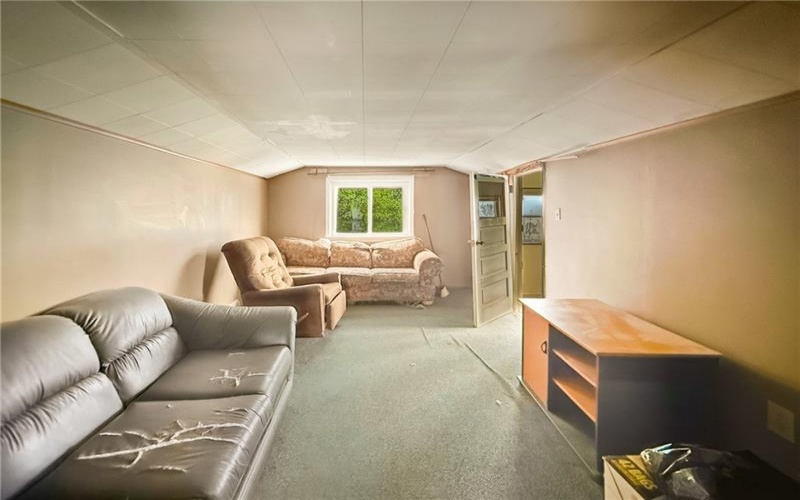 1513 Sycamore Ln, Mount Pleasant, 15666, 1 Bedroom Bedrooms, ,1 BathroomBathrooms,Residential,For Sale,Sycamore Ln,1741319
