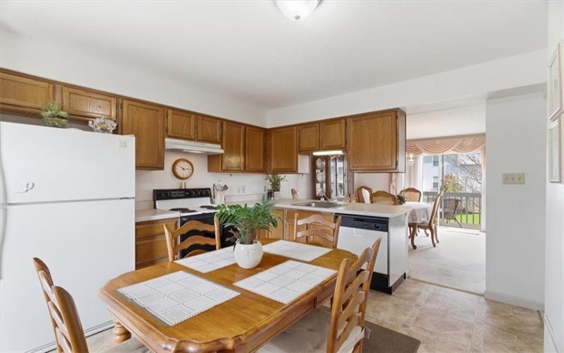 1403 Lexington Drive, Lawrence, 15055, 3 Bedrooms Bedrooms, 8 Rooms Rooms,2.2 BathroomsBathrooms,Residential,For Sale,Lexington Drive,1746564
