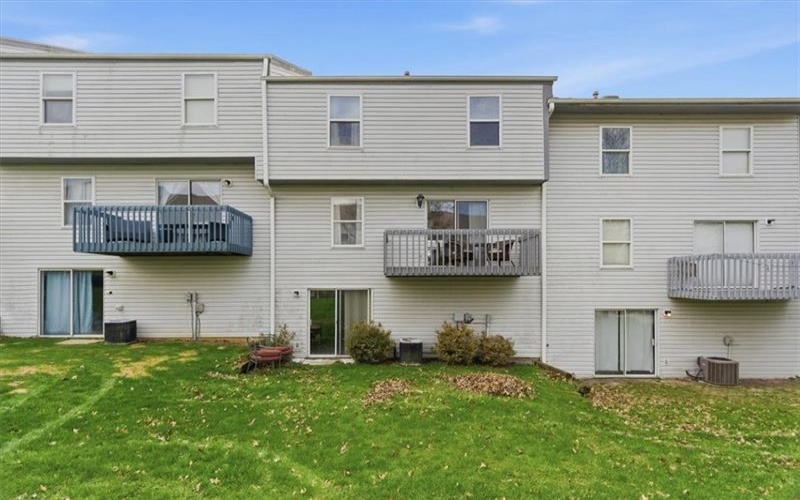1403 Lexington Drive, Lawrence, 15055, 3 Bedrooms Bedrooms, 8 Rooms Rooms,2.2 BathroomsBathrooms,Residential,For Sale,Lexington Drive,1746564