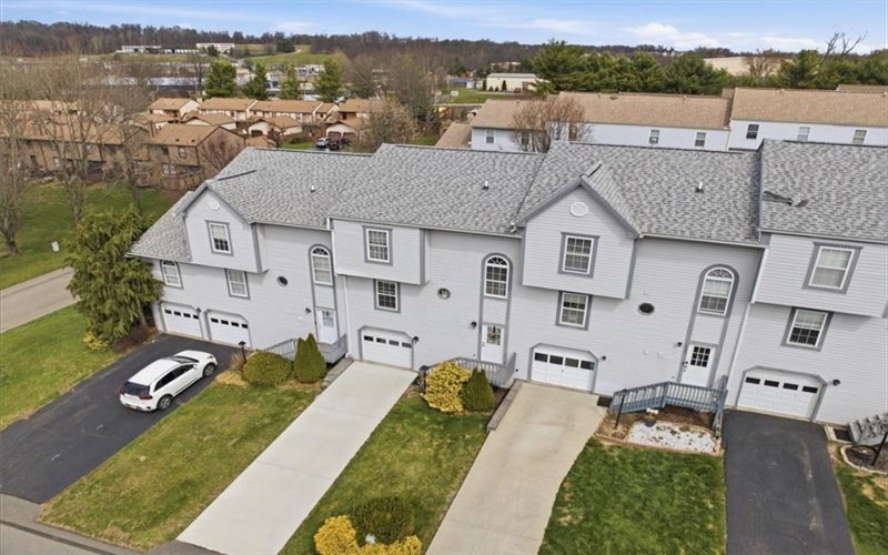 1403 Lexington Drive, Lawrence, 15055, 3 Bedrooms Bedrooms, 8 Rooms Rooms,2.2 BathroomsBathrooms,Residential,For Sale,Lexington Drive,1746564