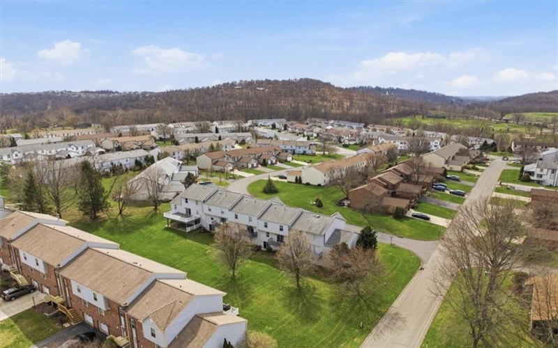 1403 Lexington Drive, Lawrence, 15055, 3 Bedrooms Bedrooms, 8 Rooms Rooms,2.2 BathroomsBathrooms,Residential,For Sale,Lexington Drive,1746564