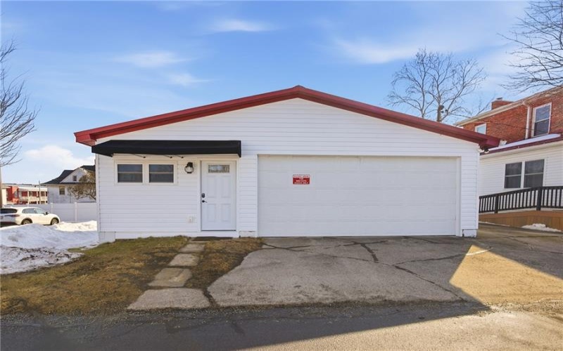 423 South Street, Berlin, 15530, ,Multi-unit,For Sale,South Street,1744009