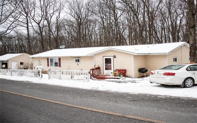 1227 Mount Carmel Dr, Windber, 15963, 3 Bedrooms Bedrooms, ,1 BathroomBathrooms,Residential,For Sale,Mount Carmel Dr,1735098