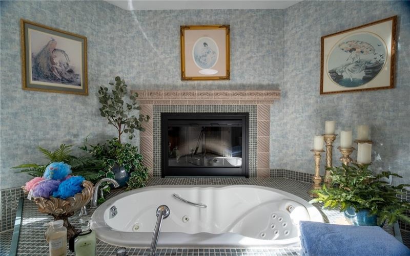 104 Angerer Rd, Canonsburg, 15317, 6 Bedrooms Bedrooms, ,4.2 BathroomsBathrooms,Residential,For Sale,Angerer Rd,1746589