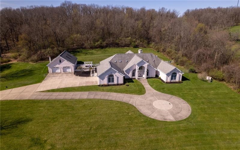 104 Angerer Rd, Canonsburg, 15317, 6 Bedrooms Bedrooms, ,4.2 BathroomsBathrooms,Residential,For Sale,Angerer Rd,1746589