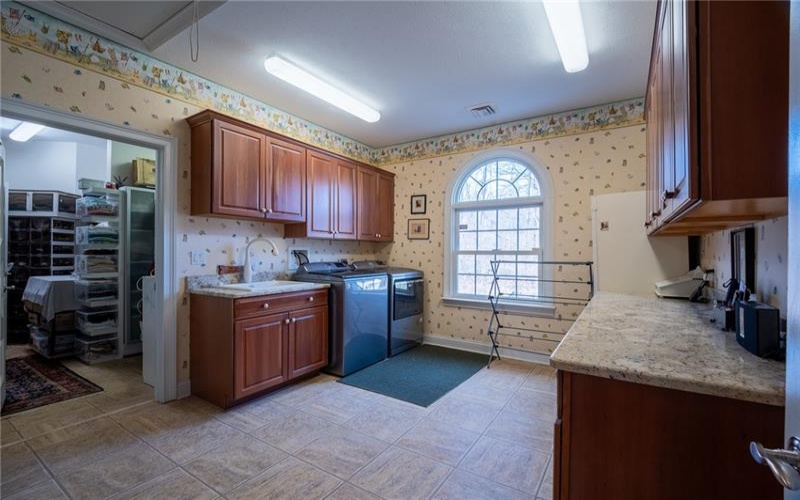 104 Angerer Rd, Canonsburg, 15317, 6 Bedrooms Bedrooms, ,4.2 BathroomsBathrooms,Residential,For Sale,Angerer Rd,1746589