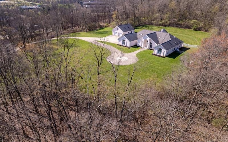 104 Angerer Rd, Canonsburg, 15317, 6 Bedrooms Bedrooms, ,4.2 BathroomsBathrooms,Residential,For Sale,Angerer Rd,1746589