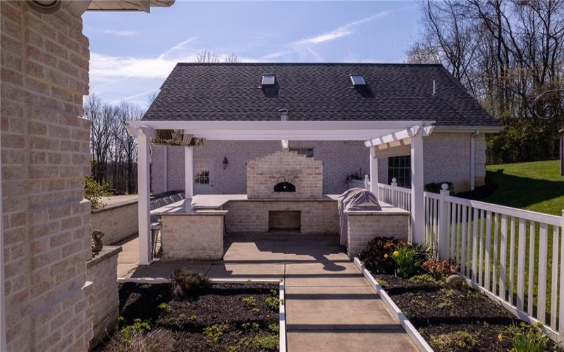 104 Angerer Rd, Canonsburg, 15317, 6 Bedrooms Bedrooms, ,4.2 BathroomsBathrooms,Residential,For Sale,Angerer Rd,1746589