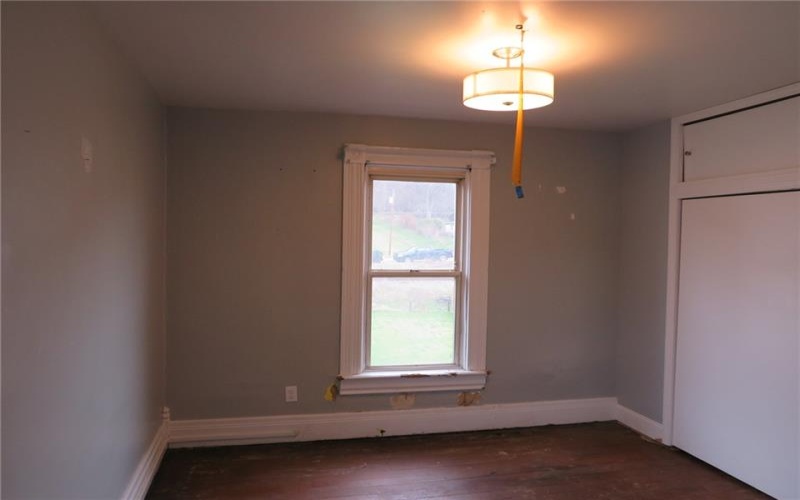 447 Middle St, Brownsville, 15417, 3 Bedrooms Bedrooms, 7 Rooms Rooms,1 BathroomBathrooms,Residential,For Sale,Middle St,1744053