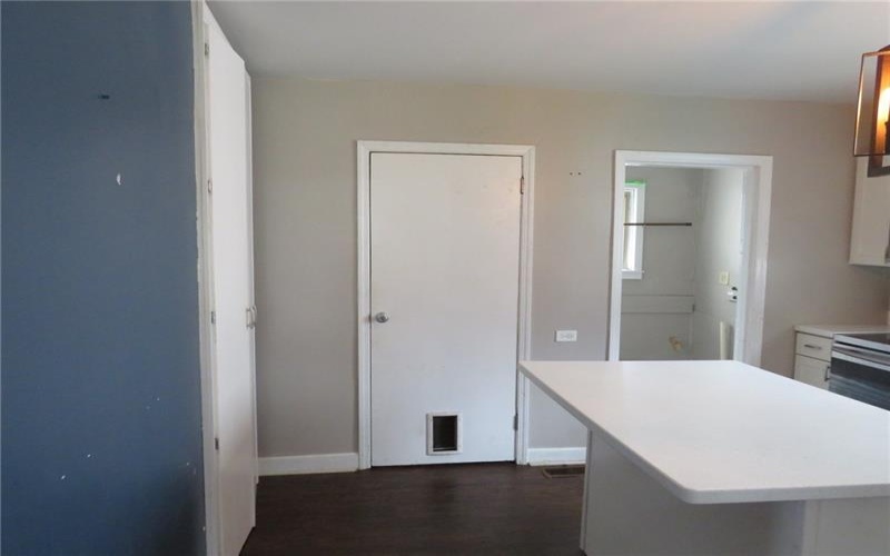 447 Middle St, Brownsville, 15417, 3 Bedrooms Bedrooms, 7 Rooms Rooms,1 BathroomBathrooms,Residential,For Sale,Middle St,1744053