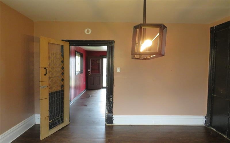 447 Middle St, Brownsville, 15417, 3 Bedrooms Bedrooms, 7 Rooms Rooms,1 BathroomBathrooms,Residential,For Sale,Middle St,1744053