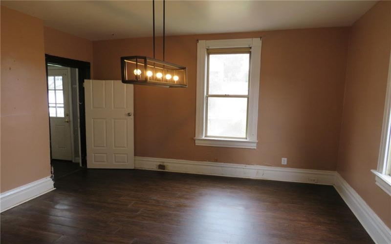 447 Middle St, Brownsville, 15417, 3 Bedrooms Bedrooms, 7 Rooms Rooms,1 BathroomBathrooms,Residential,For Sale,Middle St,1744053