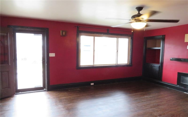 447 Middle St, Brownsville, 15417, 3 Bedrooms Bedrooms, 7 Rooms Rooms,1 BathroomBathrooms,Residential,For Sale,Middle St,1744053
