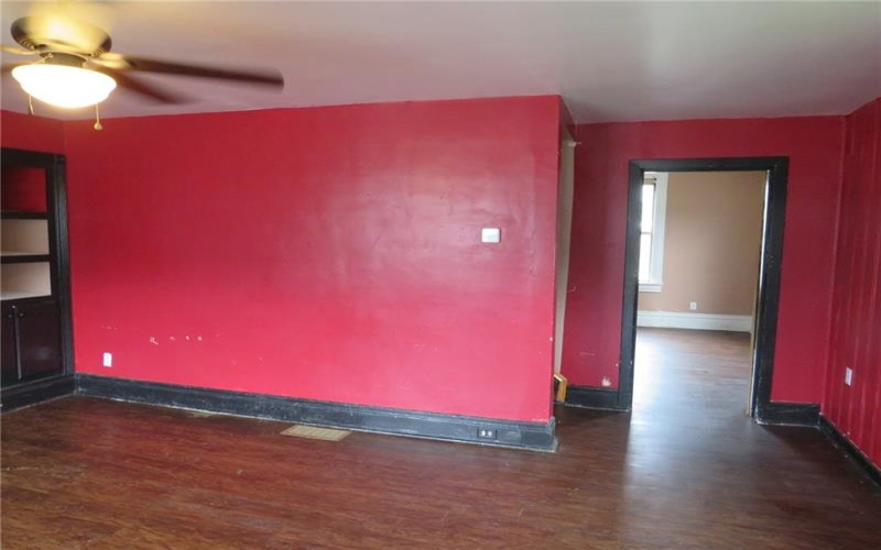447 Middle St, Brownsville, 15417, 3 Bedrooms Bedrooms, 7 Rooms Rooms,1 BathroomBathrooms,Residential,For Sale,Middle St,1744053