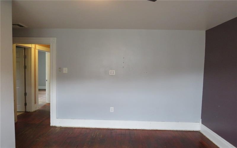 447 Middle St, Brownsville, 15417, 3 Bedrooms Bedrooms, 7 Rooms Rooms,1 BathroomBathrooms,Residential,For Sale,Middle St,1744053