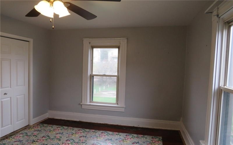 447 Middle St, Brownsville, 15417, 3 Bedrooms Bedrooms, 7 Rooms Rooms,1 BathroomBathrooms,Residential,For Sale,Middle St,1744053