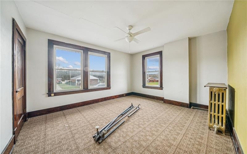 132 Pennsylvania, New Stanton, 15672, 3 Bedrooms Bedrooms, 7 Rooms Rooms,1 BathroomBathrooms,Residential,For Sale,Pennsylvania,1735152