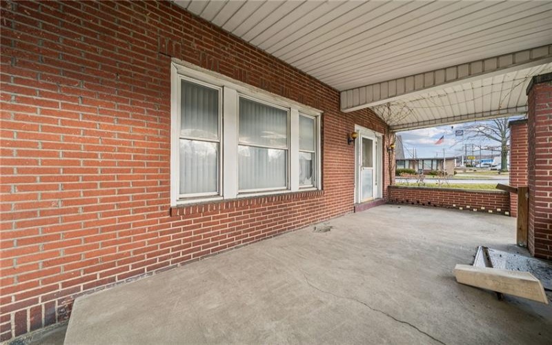 132 Pennsylvania, New Stanton, 15672, 3 Bedrooms Bedrooms, 7 Rooms Rooms,1 BathroomBathrooms,Residential,For Sale,Pennsylvania,1735152