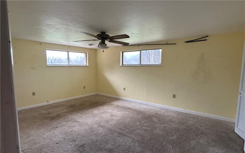 14 Hillcrest Rd, Eighty Four, 15330, 4 Bedrooms Bedrooms, 9 Rooms Rooms,1.1 BathroomsBathrooms,Residential,For Sale,Hillcrest Rd,1746607