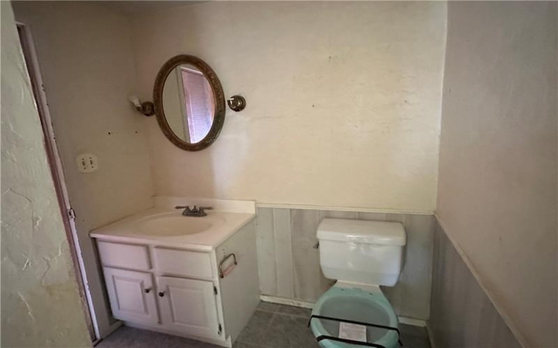 14 Hillcrest Rd, Eighty Four, 15330, 4 Bedrooms Bedrooms, 9 Rooms Rooms,1.1 BathroomsBathrooms,Residential,For Sale,Hillcrest Rd,1746607