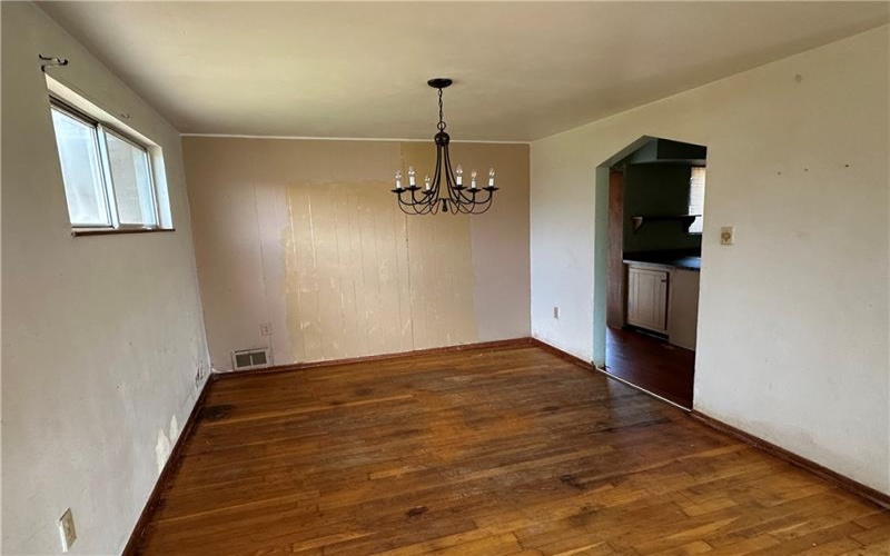 14 Hillcrest Rd, Eighty Four, 15330, 4 Bedrooms Bedrooms, 9 Rooms Rooms,1.1 BathroomsBathrooms,Residential,For Sale,Hillcrest Rd,1746607
