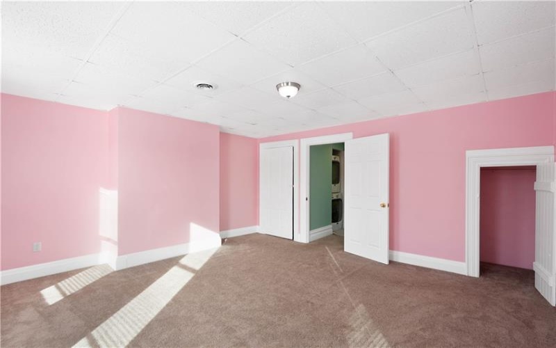 19 Old Monongahela Pike, Eighty Four, 15330, 4 Bedrooms Bedrooms, 9 Rooms Rooms,2 BathroomsBathrooms,Residential,For Sale,Old Monongahela Pike,1746625