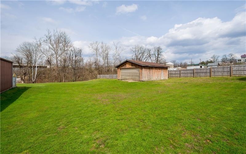 19 Old Monongahela Pike, Eighty Four, 15330, 4 Bedrooms Bedrooms, 9 Rooms Rooms,2 BathroomsBathrooms,Residential,For Sale,Old Monongahela Pike,1746625