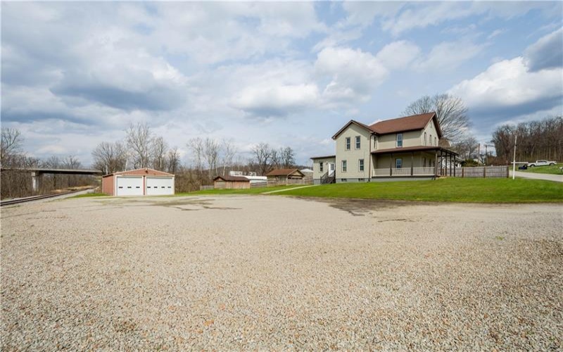 19 Old Monongahela Pike, Eighty Four, 15330, 4 Bedrooms Bedrooms, 9 Rooms Rooms,2 BathroomsBathrooms,Residential,For Sale,Old Monongahela Pike,1746625