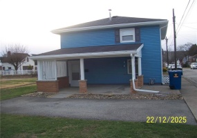 49 4th Ave, Latrobe, 15650, 3 Bedrooms Bedrooms, 8 Rooms Rooms,1 BathroomBathrooms,Residential,For Sale,4th Ave,1735179 49 4th Ave, Latrobe, 15650, 3 Bedrooms Bedrooms, 8 Rooms Rooms,1 BathroomBathrooms,Residential,For Sale,4th Ave,1735179