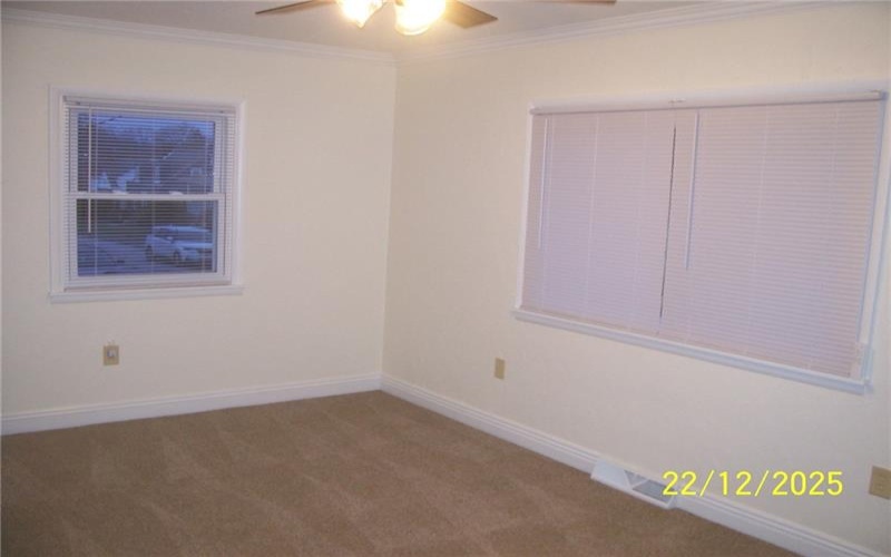 49 4th Ave, Latrobe, 15650, 3 Bedrooms Bedrooms, 8 Rooms Rooms,1 BathroomBathrooms,Residential,For Sale,4th Ave,1735179