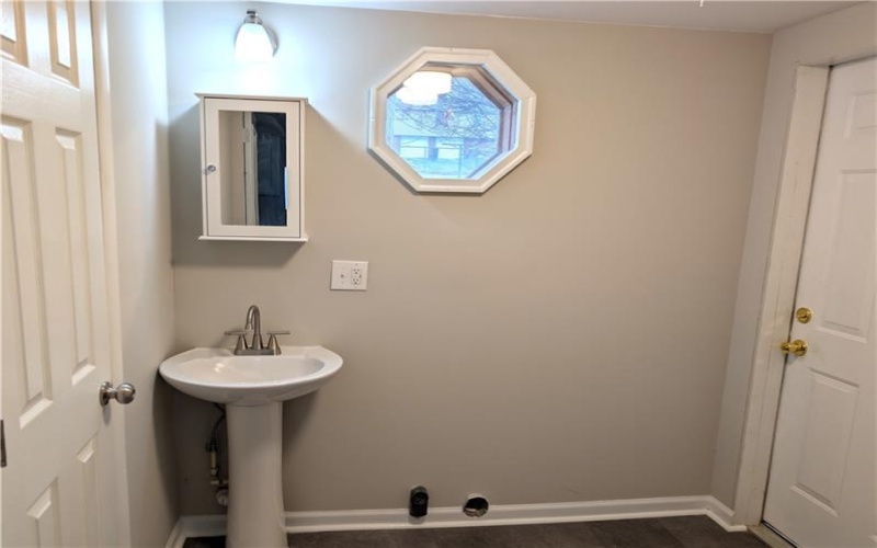752 Crawford Road, Fredericktown, 15333, 3 Bedrooms Bedrooms, 6 Rooms Rooms,2 BathroomsBathrooms,Residential,For Sale,Crawford Road,1739720