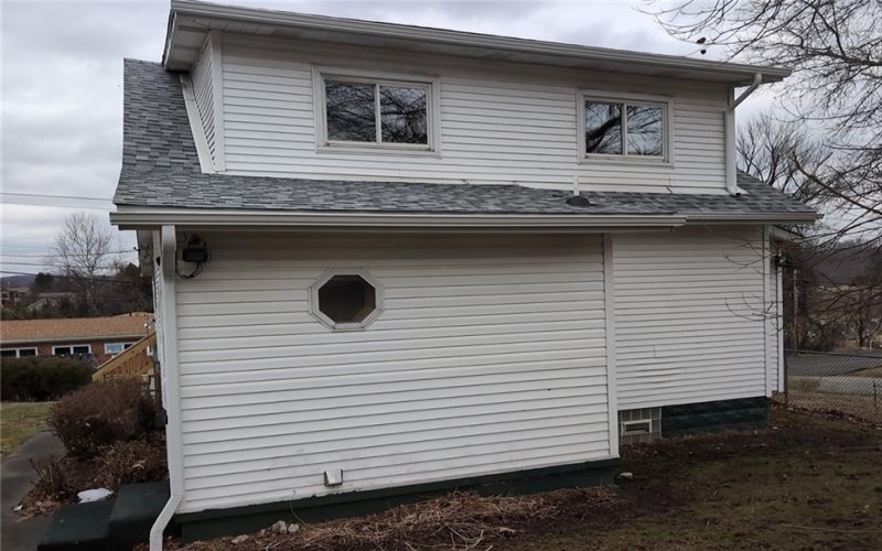 752 Crawford Road, Fredericktown, 15333, 3 Bedrooms Bedrooms, 6 Rooms Rooms,2 BathroomsBathrooms,Residential,For Sale,Crawford Road,1739720